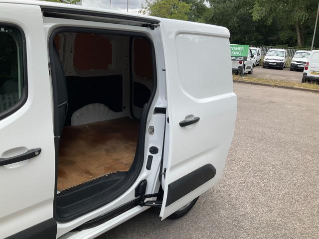 2022 Peugeot Partner 1000 1.5 Bluehdi 100 Professional Van (NV21ONM) Image 8
