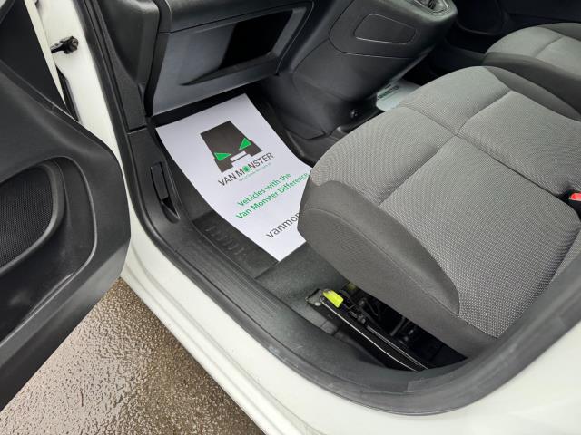 2021 Peugeot Partner 1000 1.5 Bluehdi 100 Professional Van (NV21ONR) Image 32