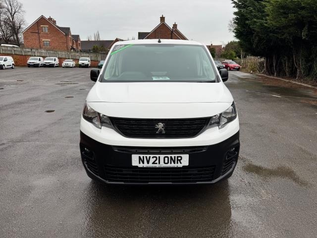 2021 Peugeot Partner 1000 1.5 Bluehdi 100 Professional Van (NV21ONR) Image 3