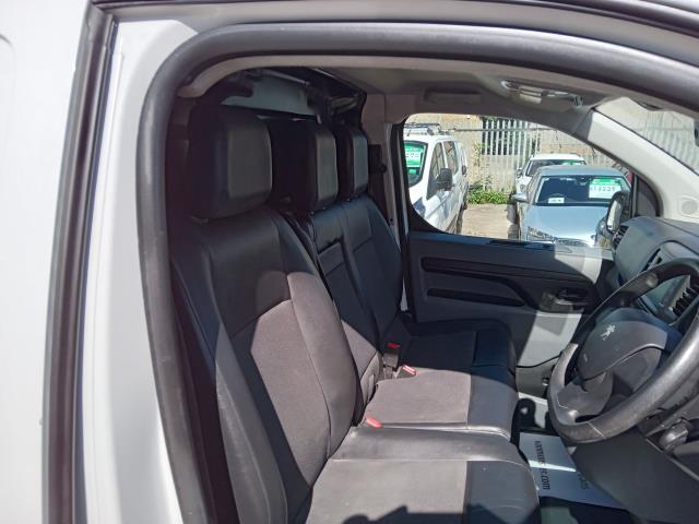 2021 Peugeot Expert 1400 2.0 Bluehdi 120 Professional Van (Limited to 70MPH) (NV21OOA) Image 22