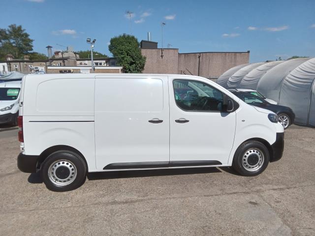 2021 Peugeot Expert 1400 2.0 Bluehdi 120 Professional Van (Limited to 70MPH) (NV21OOA) Image 8