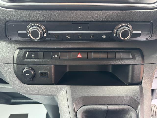 2021 Peugeot Expert 1000  L1 1.5 Bluehdi 100 Professional Van EURO 6 (NV21OXW) Image 27