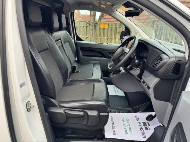 2021 Peugeot Expert 1000  L1 1.5 Bluehdi 100 Professional Van EURO 6 (NV21OXW) Image 15