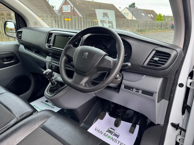 2021 Peugeot Expert 1000  L1 1.5 Bluehdi 100 Professional Van EURO 6 (NV21OXW) Image 14