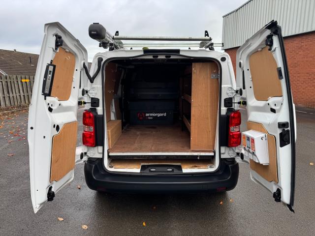 2021 Peugeot Expert 1000  L1 1.5 Bluehdi 100 Professional Van EURO 6 (NV21OXW) Image 45