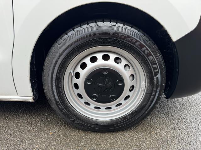 2021 Peugeot Expert 1000  L1 1.5 Bluehdi 100 Professional Van EURO 6 (NV21OXW) Image 56