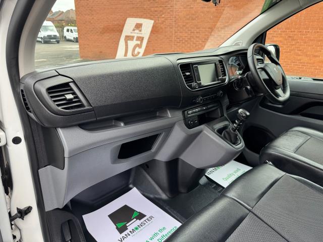 2021 Peugeot Expert 1000  L1 1.5 Bluehdi 100 Professional Van EURO 6 (NV21OXW) Image 31