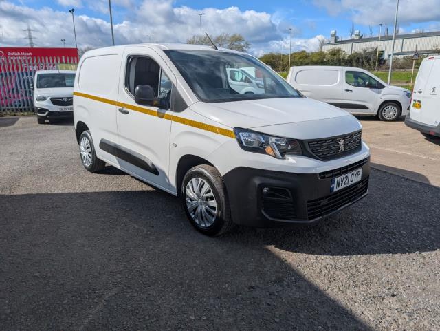 2021 Peugeot Partner 1000 1.5 Bluehdi 100 Professional Van (NV21OYP) Image 2