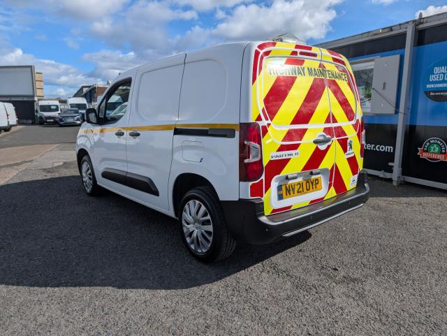 2021 Peugeot Partner 1000 1.5 Bluehdi 100 Professional Van (NV21OYP) Image 9