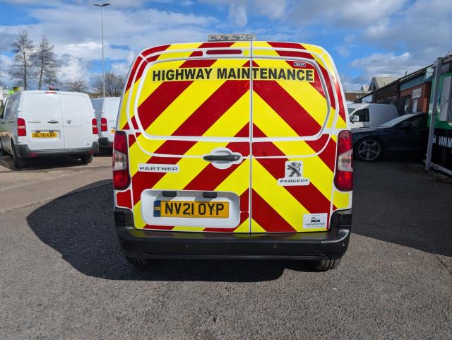 2021 Peugeot Partner 1000 1.5 Bluehdi 100 Professional Van (NV21OYP) Image 10