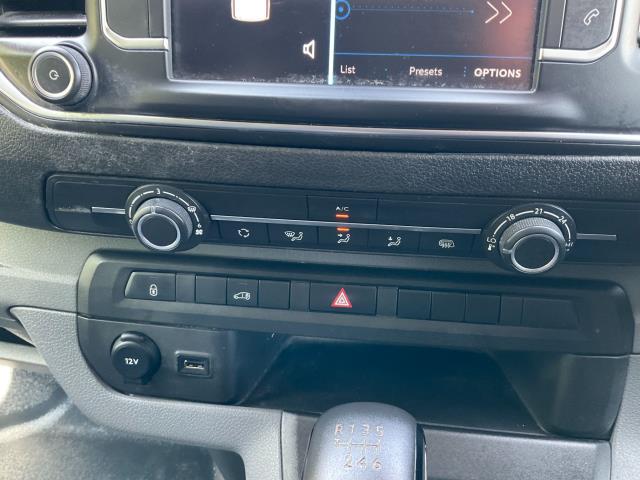 2021 Peugeot Expert 1000 1.5 Bluehdi 100 Professional Van (NV21OZK) Image 27