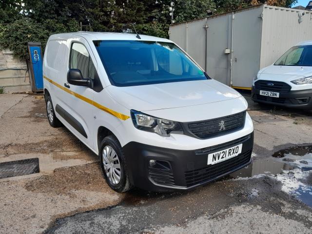 2021 Peugeot Partner 1000 1.5 Bluehdi 100 Professional Van (NV21RXO) Image 2