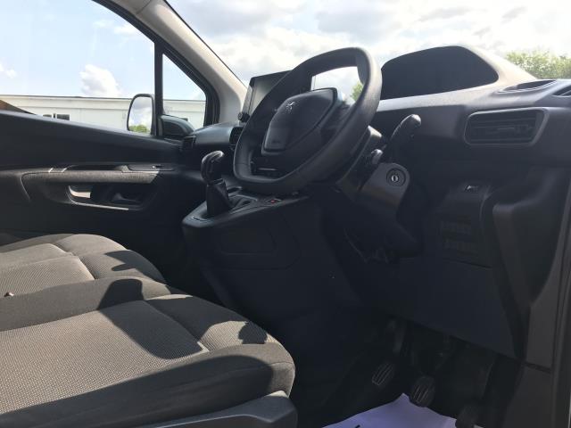 2021 Peugeot Partner 1000 1.5 Bluehdi 100 Professional Van (NV21RXW) Image 19