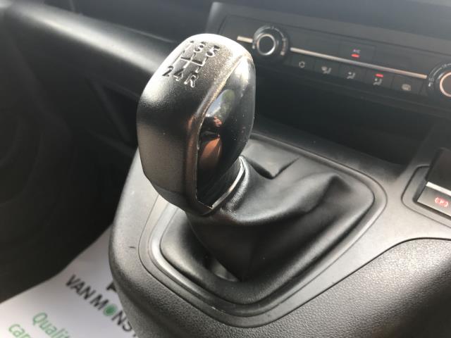 2021 Peugeot Partner 1000 1.5 Bluehdi 100 Professional Van (NV21RXW) Image 24