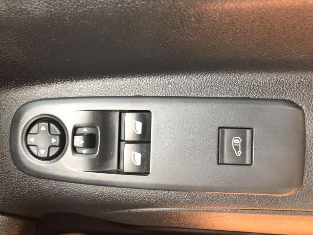 2021 Peugeot Partner 1000 1.5 Bluehdi 100 Professional Van (NV21RXW) Image 27