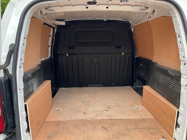 2021 Peugeot Partner 1000 1.5 Bluehdi 100 Professional Van (NV21RYG) Image 13