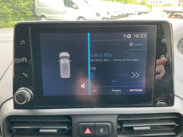 2021 Peugeot Partner 1000 1.5 Bluehdi 100 Professional Van (NV21RYG) Image 25