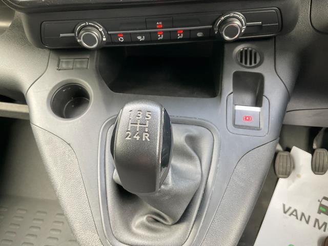2021 Peugeot Partner 1000 1.5 Bluehdi 100 Professional Van (NV21RYG) Image 20