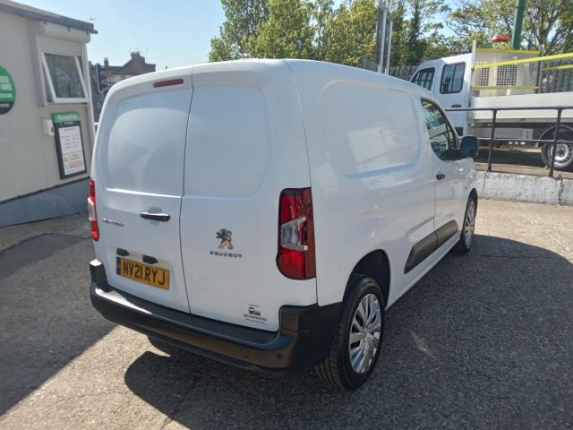 2021 Peugeot Partner 1000 1.5 Bluehdi 100 Professional Van (NV21RYJ) Image 12