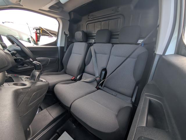 2021 Peugeot Partner 1000 1.5 Bluehdi 100 Professional Van (NV21RYX) Image 15