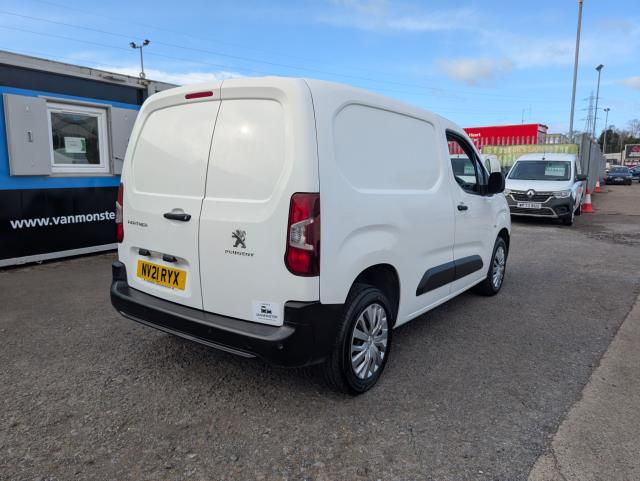 2021 Peugeot Partner 1000 1.5 Bluehdi 100 Professional Van (NV21RYX) Image 13