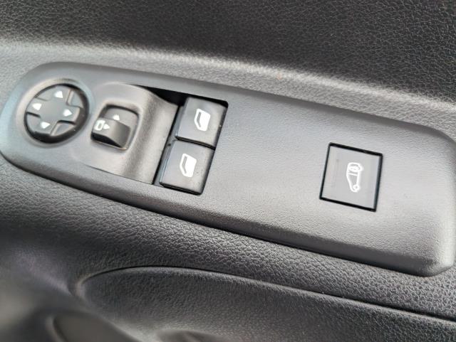 2021 Peugeot Partner 1000 1.5 Bluehdi 100 Professional Van (NV21RYX) Image 21
