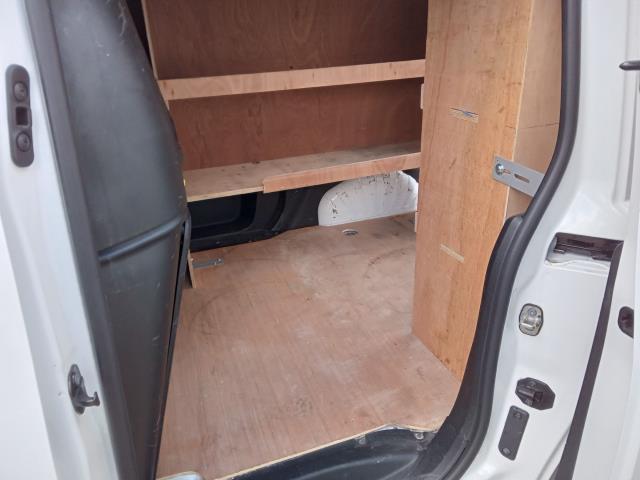 2021 Peugeot Partner 1000 1.5 Bluehdi 100 Professional Van (NV21RZC) Image 18