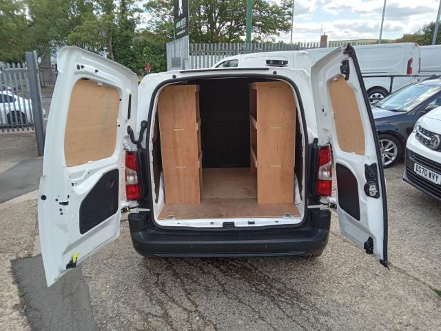 2021 Peugeot Partner 1000 1.5 Bluehdi 100 Professional Van (NV21RZC) Image 9