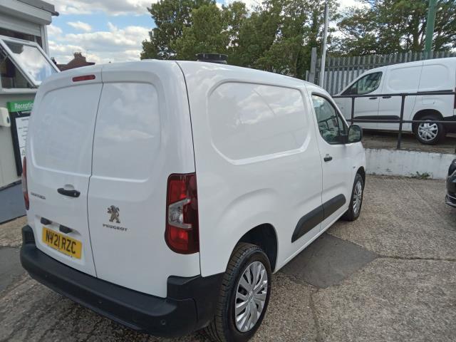 2021 Peugeot Partner 1000 1.5 Bluehdi 100 Professional Van (NV21RZC) Image 10