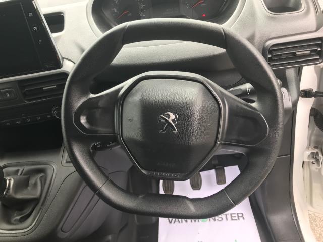 2021 Peugeot Partner 1000 1.5 Bluehdi 100 Professional Van (NV21RZD) Image 22