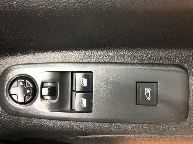 2021 Peugeot Partner 1000 1.5 Bluehdi 100 Professional Van (NV21RZD) Image 30