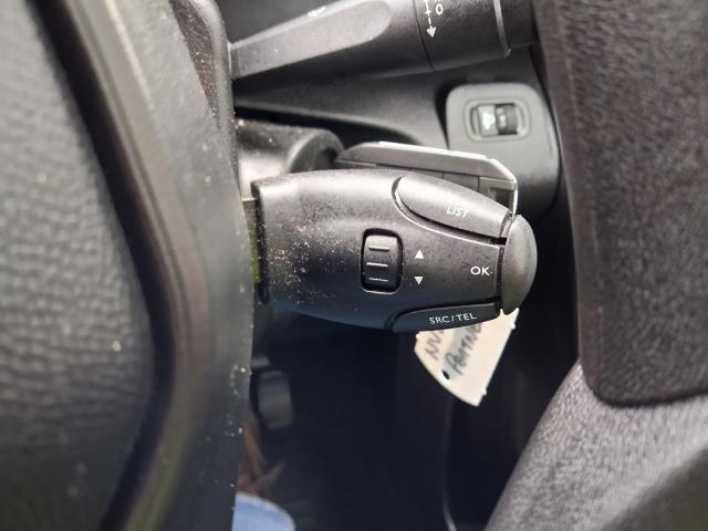 2021 Peugeot Partner L1 1000 1.5BLUE HDI 100PS PROFESSIONAL EURO 6 (NV21SNN) Image 17