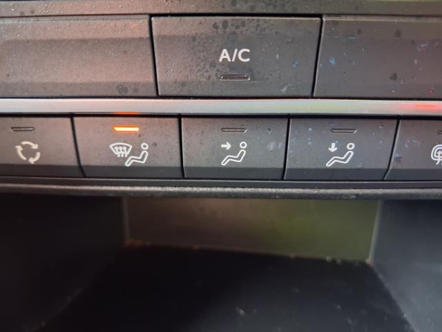2021 Peugeot Partner L1 1000 1.5BLUE HDI 100PS PROFESSIONAL EURO 6 (NV21SNN) Image 19