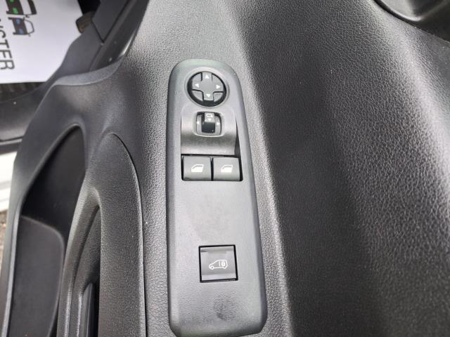 2021 Peugeot Partner L1 1000 1.5BLUE HDI 100PS PROFESSIONAL EURO 6 (NV21SNN) Image 15