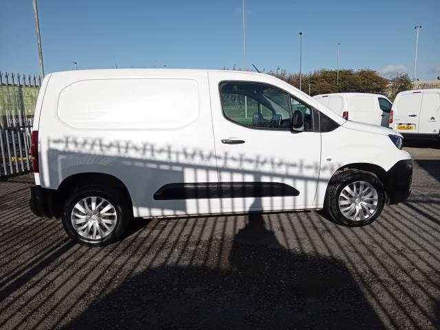 2021 Peugeot Partner 1000 1.5 Bluehdi 100 Professional Van (NV21TUW) Image 10