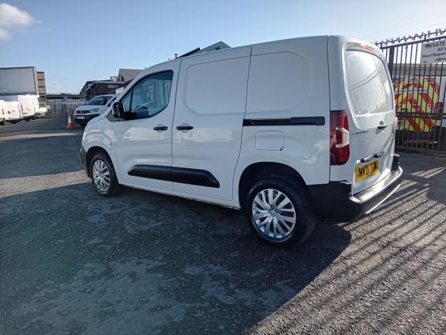 2021 Peugeot Partner 1000 1.5 Bluehdi 100 Professional Van (NV21TUW) Image 7