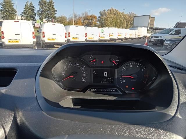 2021 Peugeot Partner 1000 1.5 Bluehdi 100 Professional Van (NV21TUW) Image 27