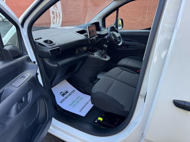 2021 Peugeot Partner 1000 1.5 Bluehdi 100 Professional Van EURO 6 (NV21TVD) Image 28