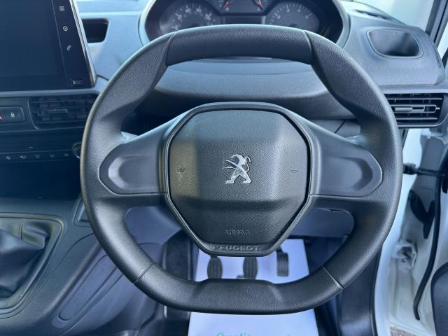2021 Peugeot Partner 1000 1.5 Bluehdi 100 Professional Van EURO 6 (NV21TVD) Image 22