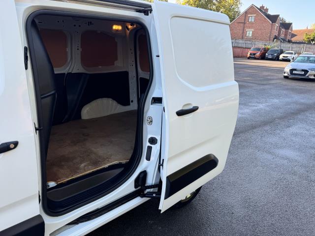 2021 Peugeot Partner 1000 1.5 Bluehdi 100 Professional Van EURO 6 (NV21TVD) Image 40