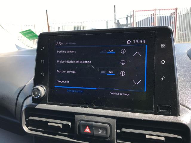 2021 Peugeot Partner L1 1000 1.5BLUE HDI 100PS PROFESSIONAL EURO 6 (NV21UHK) Image 32