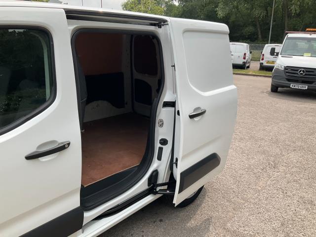 2021 Peugeot Partner 1000 1.5 Bluehdi 100 Professional Van (NV21UHM) Image 8