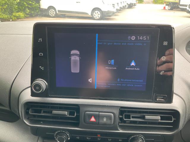 2021 Peugeot Partner 1000 1.5 Bluehdi 100 Professional Van (NV21UHM) Image 22