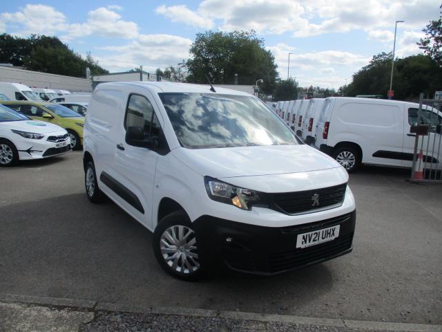 2021 Peugeot Partner 1000 1.5 Bluehdi 100 Professional Van (NV21UHX) Image 2