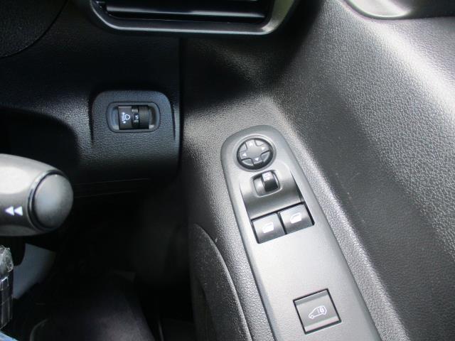 2021 Peugeot Partner 1000 1.5 Bluehdi 100 Professional Van (NV21UHX) Image 16