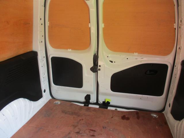 2021 Peugeot Partner 1000 1.5 Bluehdi 100 Professional Van (NV21UHX) Image 27