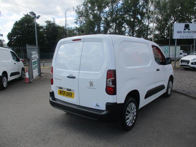 2021 Peugeot Partner 1000 1.5 Bluehdi 100 Professional Van (NV21UHX) Image 4
