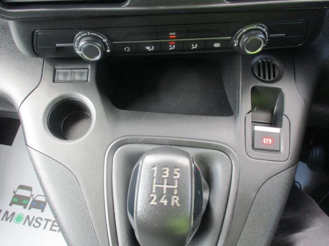 2021 Peugeot Partner 1000 1.5 Bluehdi 100 Professional Van (NV21UHX) Image 22