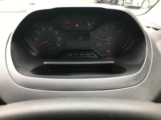 2021 Peugeot Partner 1000 1.5 Bluehdi 100 Professional Van (NV21UJF) Image 18