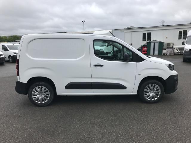 2021 Peugeot Partner 1000 1.5 Bluehdi 100 Professional Van (NV21UJF) Image 10